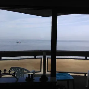 Residentie Aldis Met Zeezicht Oostende